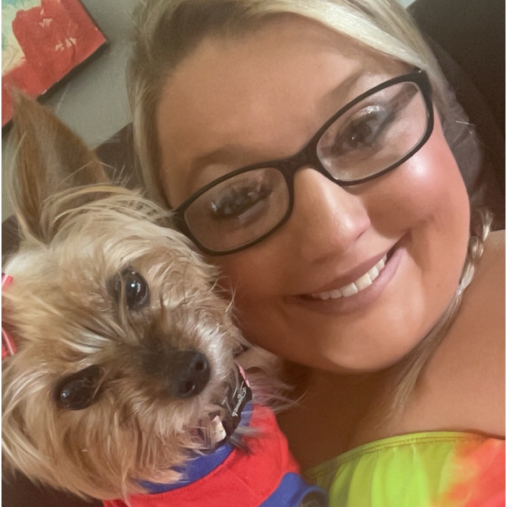 Meet your Posher, Katelyn